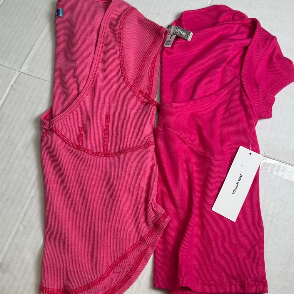Lot of 2 Urban Outfitters Women’s Small Pink Crop Tops Baby Tees Short‎ Sleeve